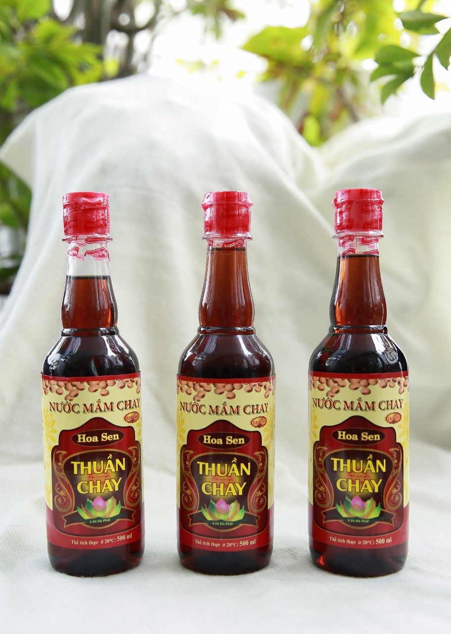 Nước mắm Nutri Thuần Chay Hoa Sen 500ml